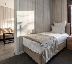 НОВЫЙ Апартамент «Семейный» с видом на лес в ОхтаПарк