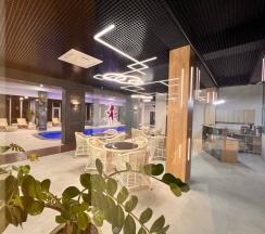 Стандарт + включён Бассейн и SPA в Роза ветров