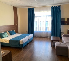 Категория А Twin Bed в Барин приехал