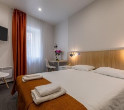 izzzi APARTAMENT с отд. входом на 1 этаже в izzzi 3* у Гостиного двора