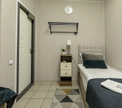 3-местный номер стандарт эконом с 3 односпальными кроватями в Uroom