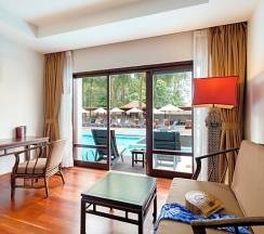 Двухместный номер Thai Style Deluxe двуспальная кровать в Khaolak Bhandari Resort & Spa