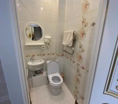 Номер стандарт с 2 односпальными кроватями в My house