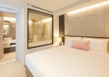 Люкс с 2 комнатами в The Quarter Ploenchit by UHG