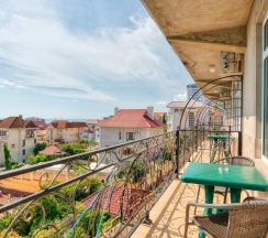 Двухместный номер Standard с балконом 2 отдельные кровати в Аист