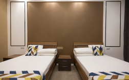 TWIN 209, 210 в Double L Hotel