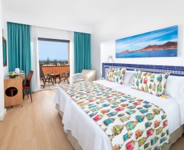 Двухместный номер с балконом 2 отдельные кровати в MUR Hotel Neptuno Gran Canaria - Adults Only