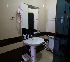 Коттедж 2-х этажный с кухней и камином в Орлиное гнездо