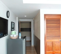 Номер Deluxe в The Beach Front Resort Pattaya  - SHA Plus