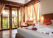 Бунгало Deluxe с красивым видом из окна в Sasitara Residence Koh Samui