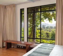 Двухместный люкс двуспальная кровать в Heritance Kandalama