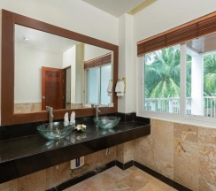 Полулюкс с 2 комнатами в Phunawa Resort