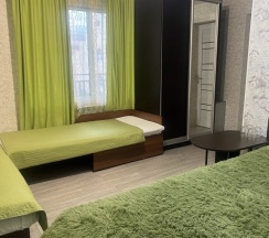 Четырёхместный номер Comfort с балконом в Акула