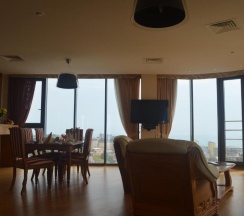 Апартаменты Deluxe с балконом и с красивым видом из окна в Diana Palace