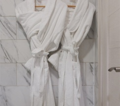 Глэмпинг: Экодом с террасой в лесной зоне в Пасторское озеро