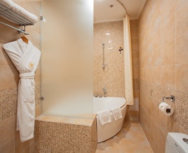 Двухместный люкс двуспальная кровать в King Hotel Astana