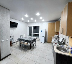 3-комнатные апартаменты улучшенные Улица Репина, 8 в Гостевой комплекс