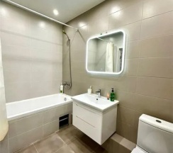 Двухместные апартаменты c 1 комнатой (двуспальная кровать) в Fresh Room на улице Маршала Устинова 3
