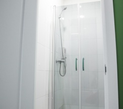 Кровать в 4-местном общем женском номере в Pillow Hostel