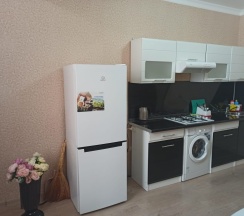 М.Горького 85Б. 1-комн.кв., 10-этаж, 29 в АнтиОтель