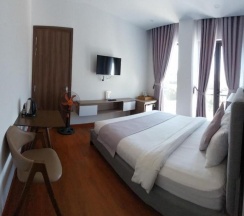 Двухместный номер Standard с видом на горы двуспальная кровать в Amia Hotel