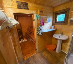 Коттедж с красивым видом из окна в Дача на сдачу