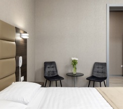Семейный трехместный номер с кроватью «Queen-size» в Parallel Congress by Stellar Hotels Krasnodar