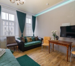 Люкс с видом на город в C.A.T. Group