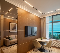 Двухкомнатный LUX с видом на море в Real Apartments Sochi