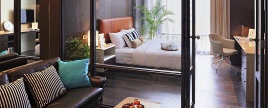 Номер Luxury c 1 комнатой в Balcony Courtyard Sriracha Hotel & Serviced Apartments (SHA Extra Plus)