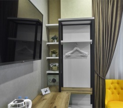 Двухместный стандарт с двуспальной кроватью (6) в July hotel