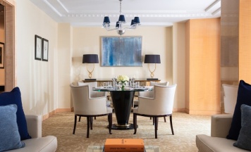 Двухместный люкс Terrace двуспальная кровать в Four Seasons Hotel London at Park Lane