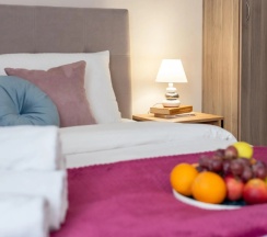 Четырёхместные апартаменты с 3 комнатами в GM Apartments