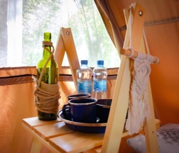 A-frame на 2 человека с двумя раздельными кроватями в Остров