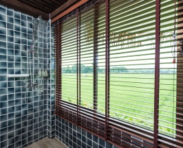 Двухместная вилла Standard с балконом двуспальная кровать в Phusanfah Resort
