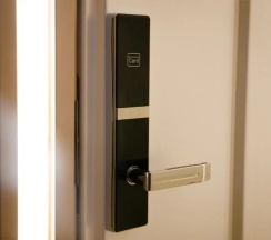 Двухместный номер Deluxe двуспальная кровать в Caps Lock hotel