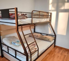 3-комнатные апартаменты стандарт в Rooms4Rent (Румс фор Рент)