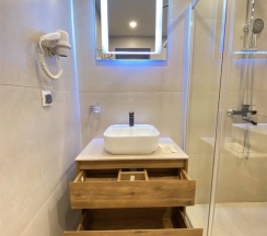 Стандарт трехместный в Хвоя