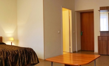 Делюкс в Лель