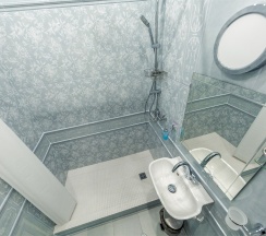 Люкс с балконом в Home Aparts