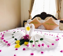 Двухместное бунгало двуспальная кровать в Mui Ne Alena Bungalow Hotel