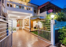 Коттедж в White beach house Hua hin 20 second to the beach