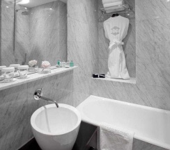 Двухместный номер Standard в Hotel Lumen Paris Louvre