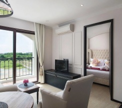 Двухместный номер Standard двуспальная кровать в The Symphony Suites Pattaya