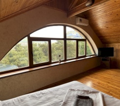 Коттедж с красивым видом из окна в Лучшее место