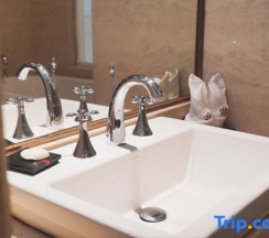 Двухместный номер Standard с красивым видом из окна 2 отдельные кровати в Jinghai Hotel & Resort
