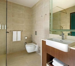 Двухместный номер Superior с видом на сад 2 отдельные кровати в Отель Courtyard by Marriott Baku