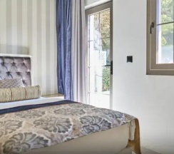 Четырёхместный семейный люкс в Salonika Suites