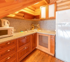 КОТТЕДЖ №4 в Александръ