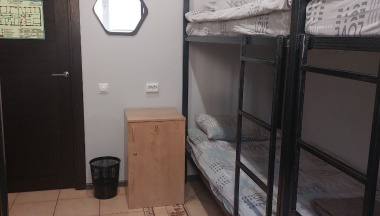 ХОСТЕЛ 6-ти МЕСТНЫЙ МУЖСКОЙ 107/108 в Агни